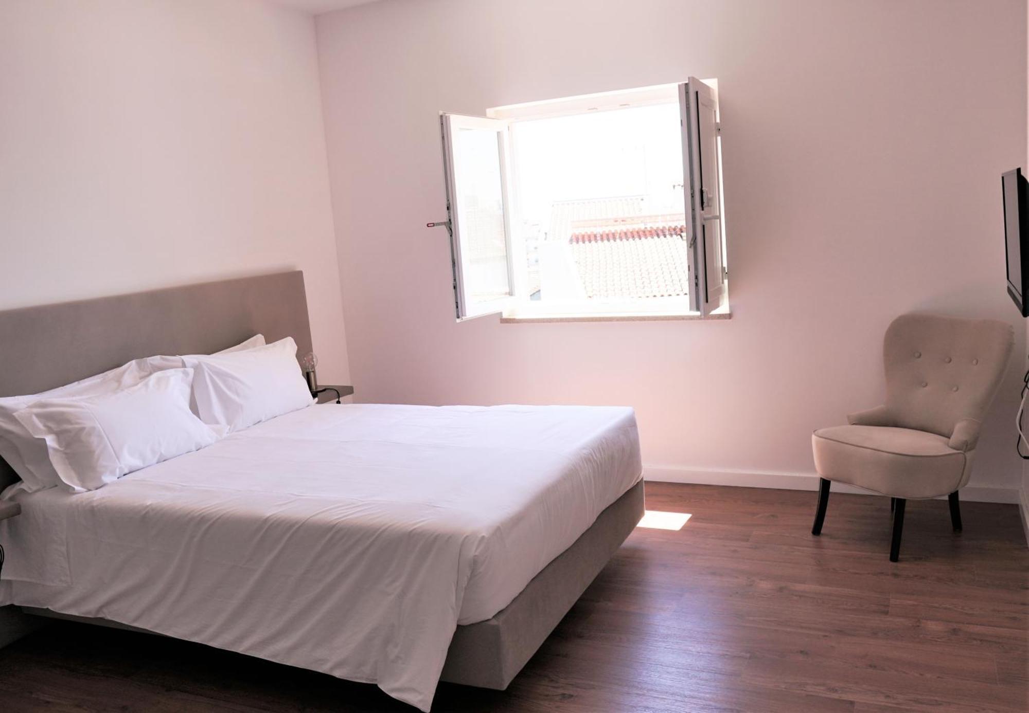 Solar Valadim - Serviced Apartments Castelo Branco  Oda fotoğraf