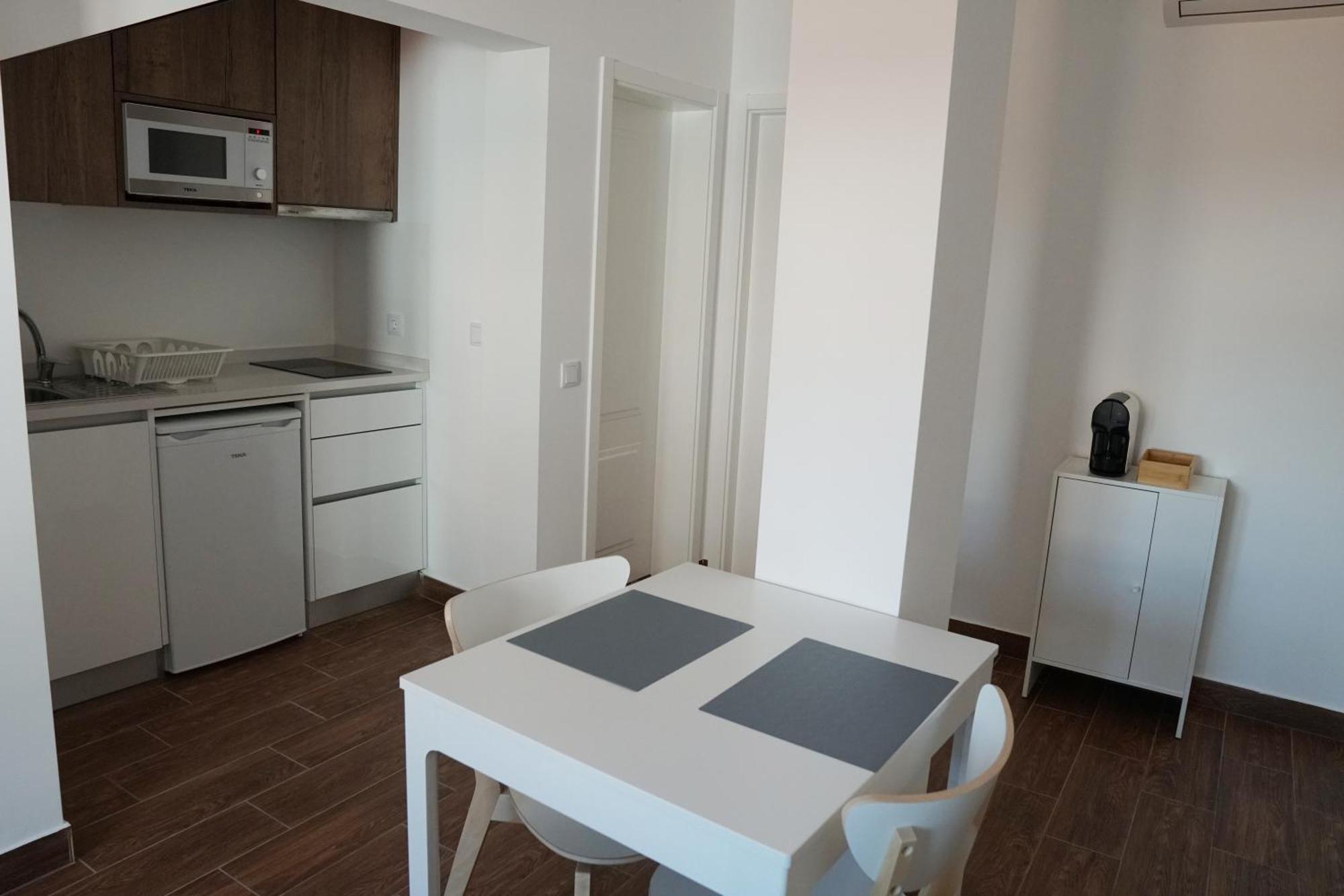 Solar Valadim - Serviced Apartments Castelo Branco  Oda fotoğraf