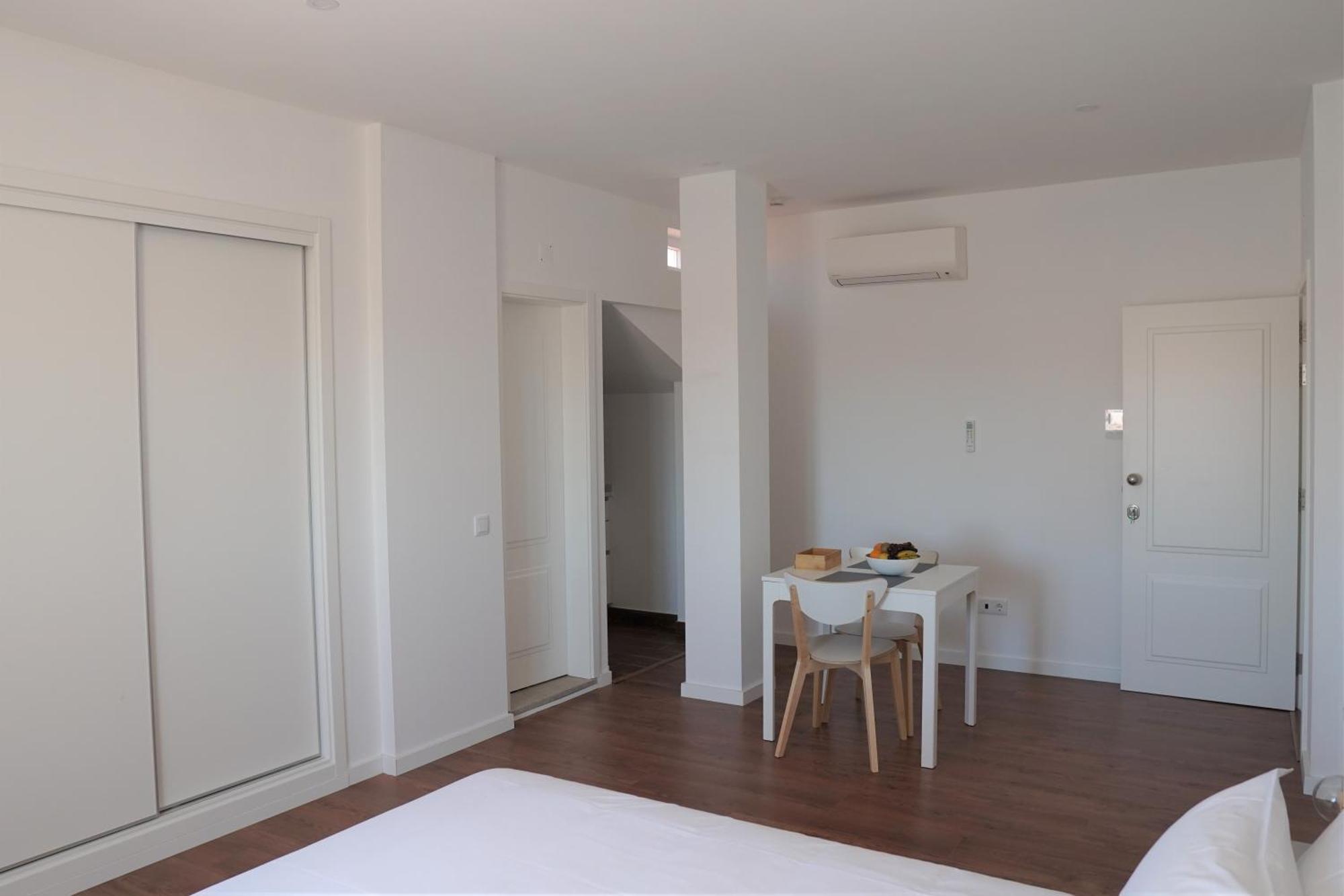 Solar Valadim - Serviced Apartments Castelo Branco  Oda fotoğraf