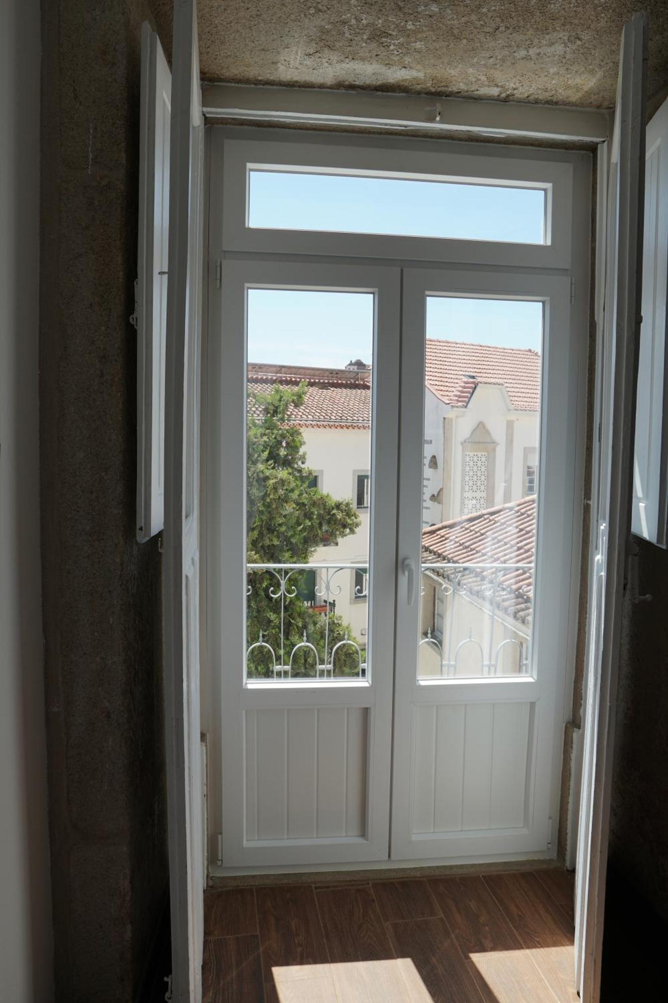 Solar Valadim - Serviced Apartments Castelo Branco  Oda fotoğraf