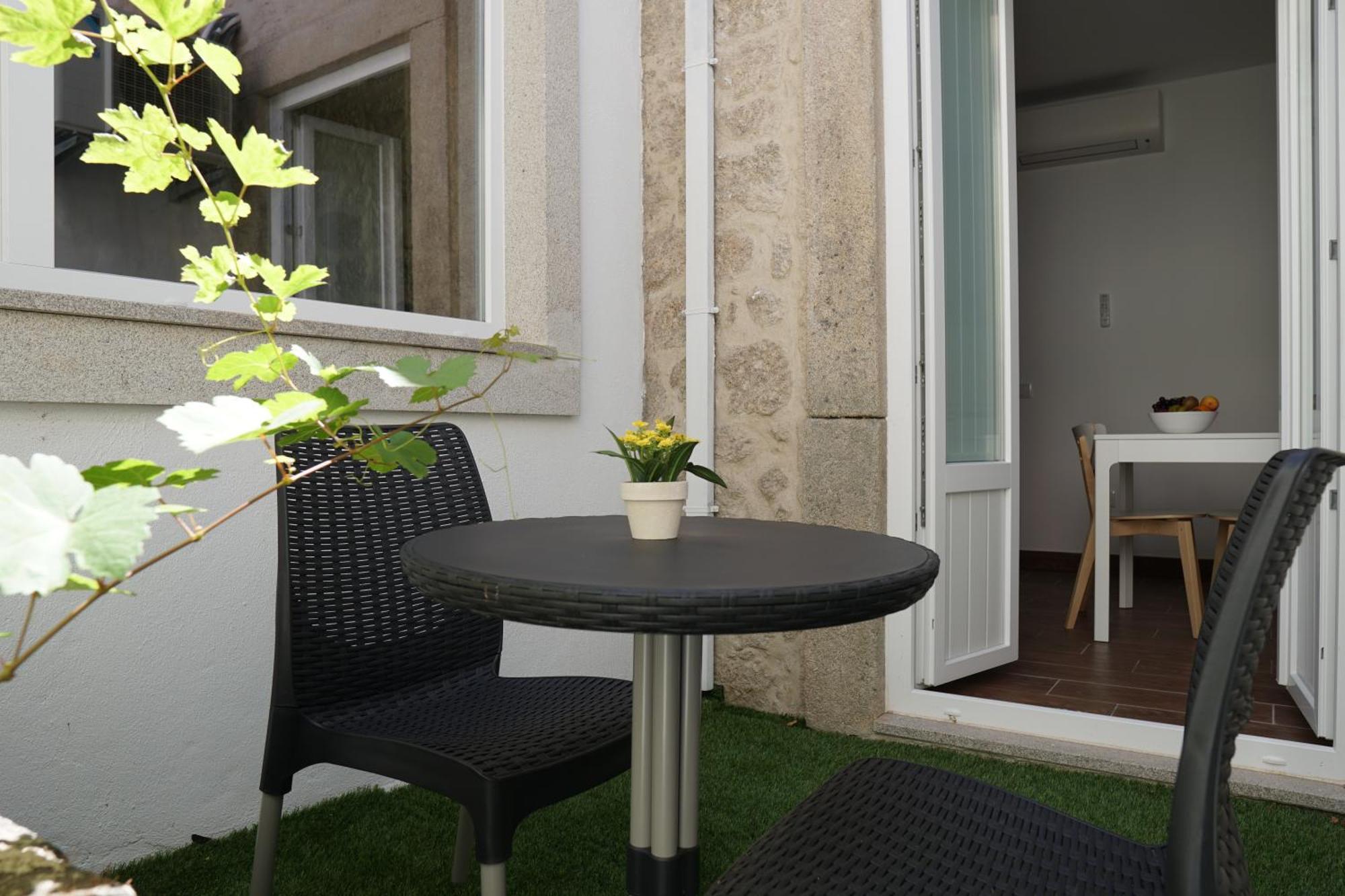 Solar Valadim - Serviced Apartments Castelo Branco  Oda fotoğraf